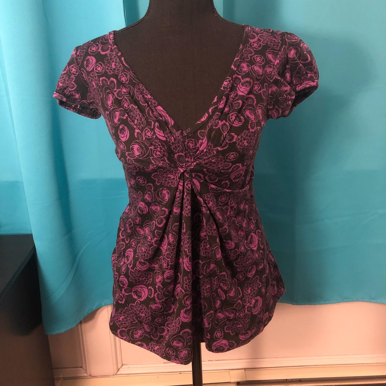Size small purple rose top cinched at the... - Depop