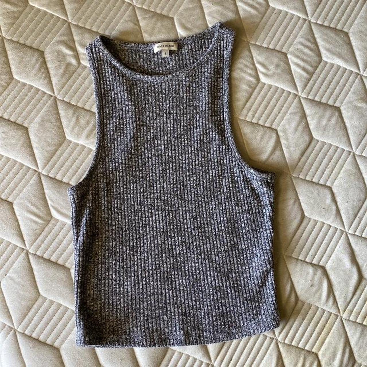 River Island Women's Grey Vest | Depop