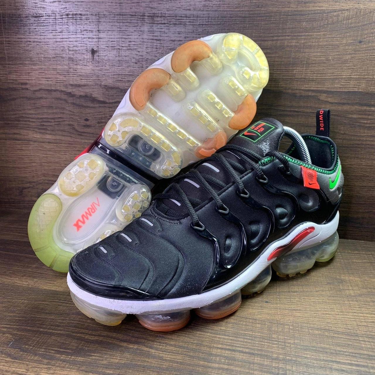 men's nike air vapormax plus worldwide running shoes