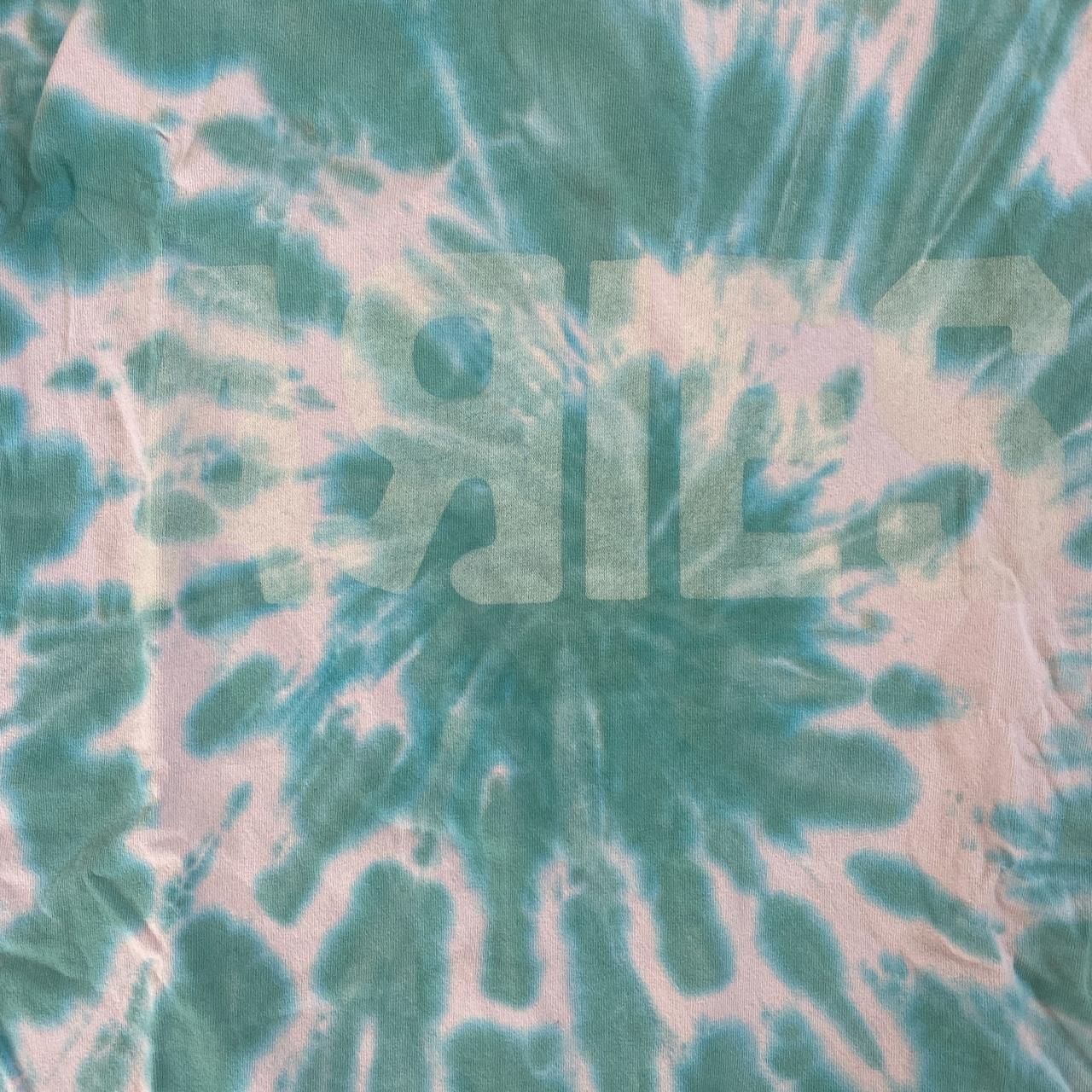 Aries Arise Men's Green and Pink T-shirt (4)