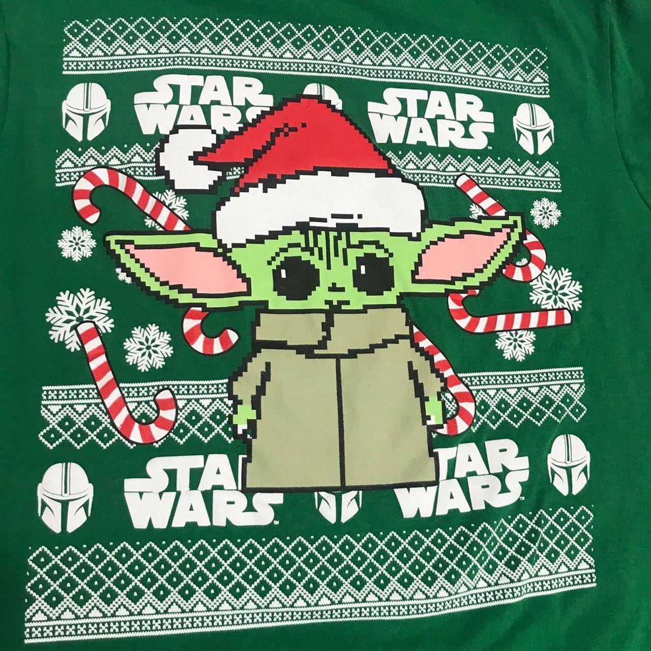 Star Wars Women's Green Blouse | Depop