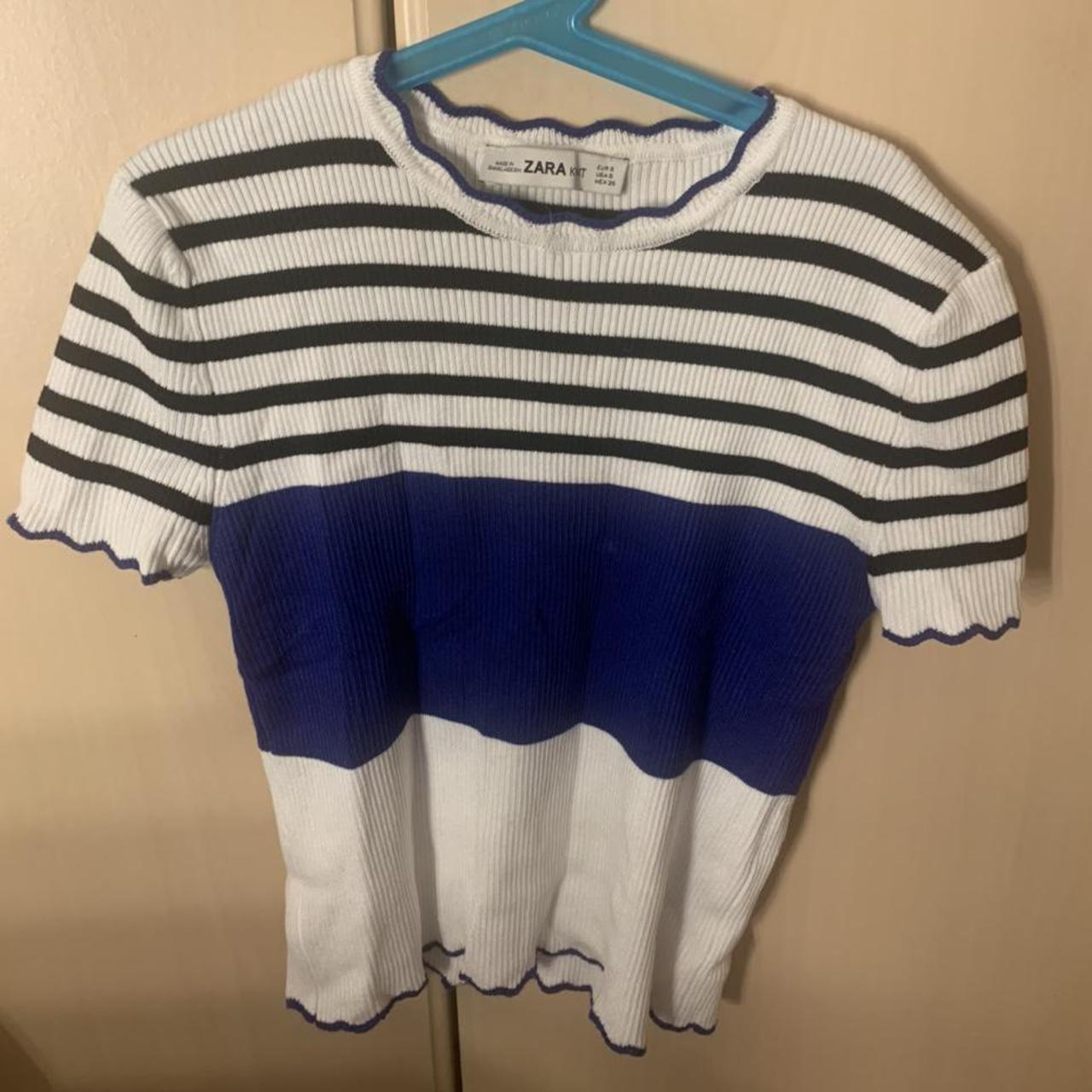 Zara Women's White and Blue T-shirt | Depop