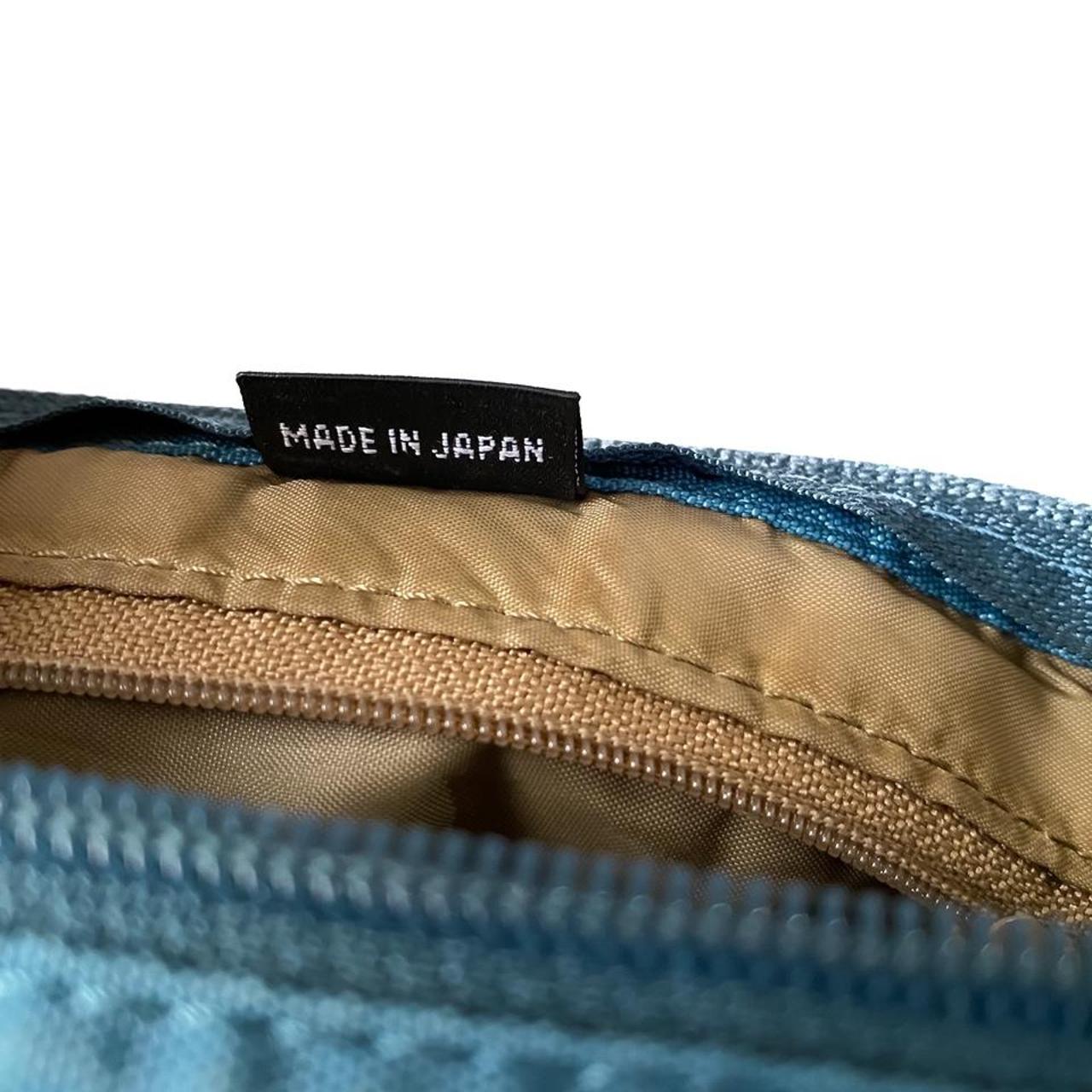 Product Image 4 - Porter Yoshida Slingbag
Made in Japan

Shipment