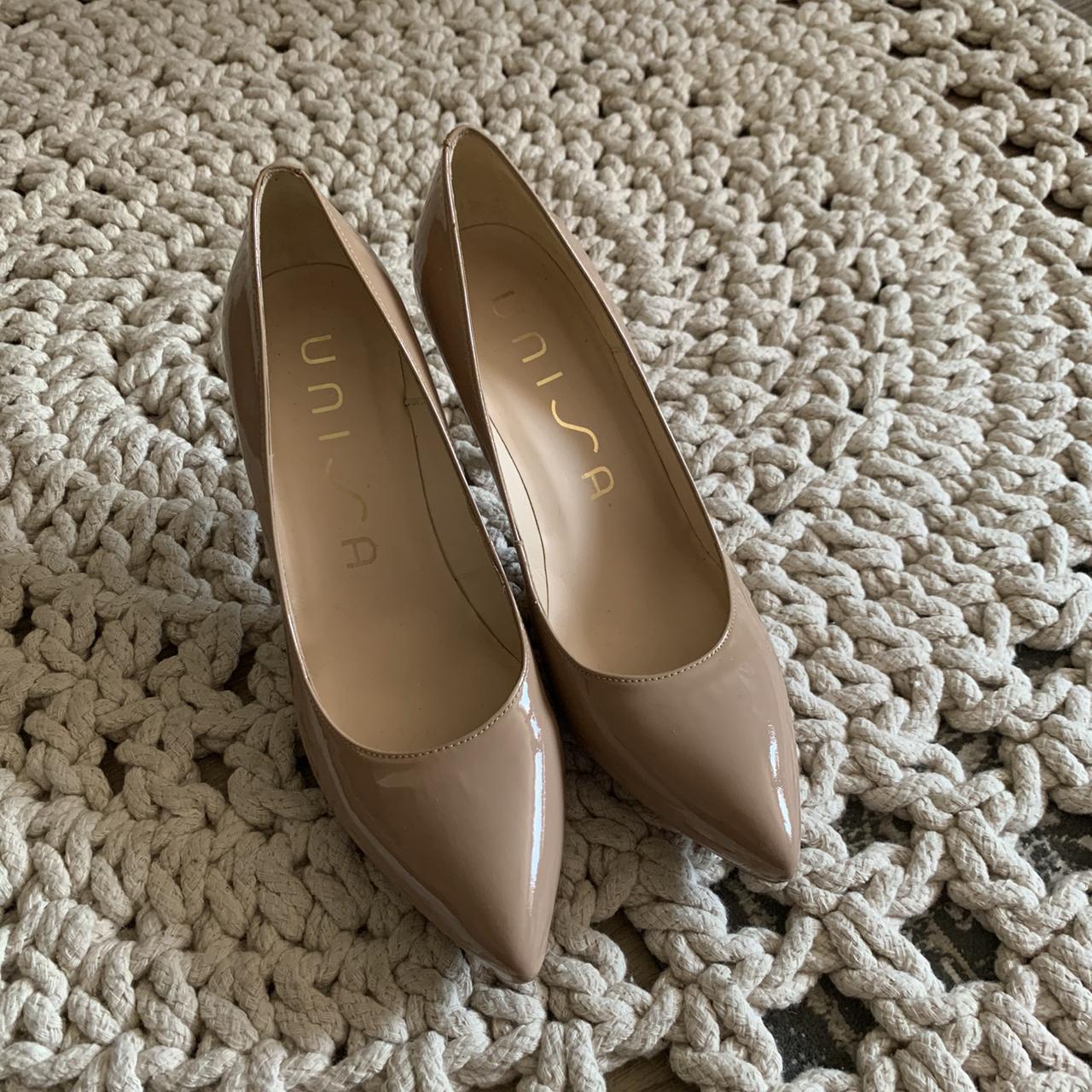 Unisa on sale nude pumps