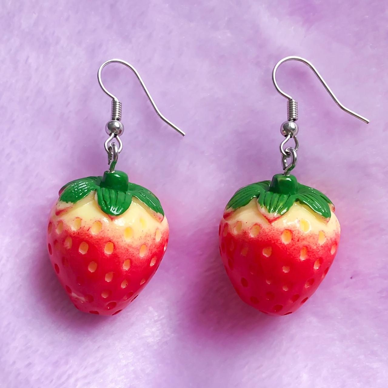 🍓STRAWBERRY EARRINGS🍓 These handmade earrings are... - Depop