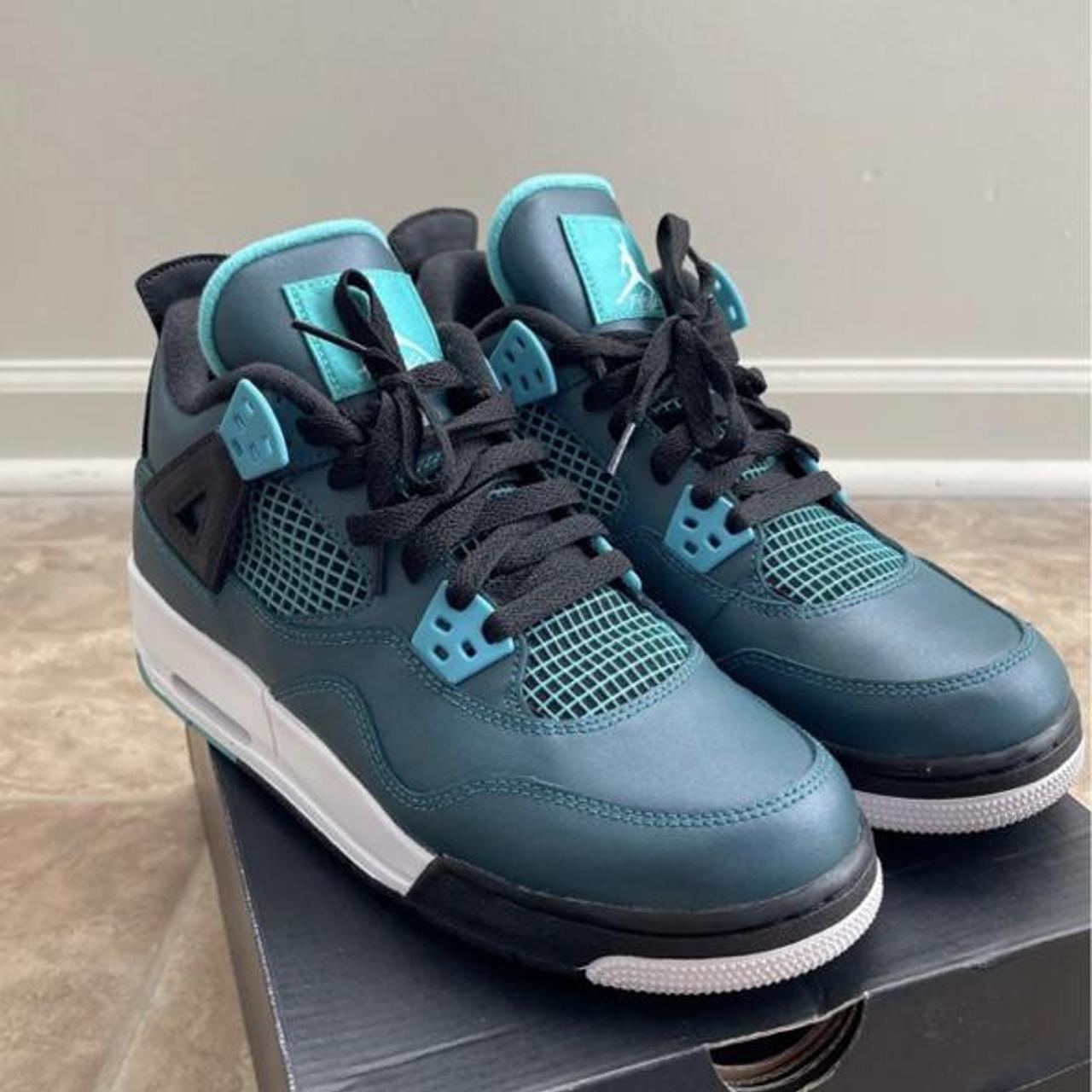 turquoise jordan 4s