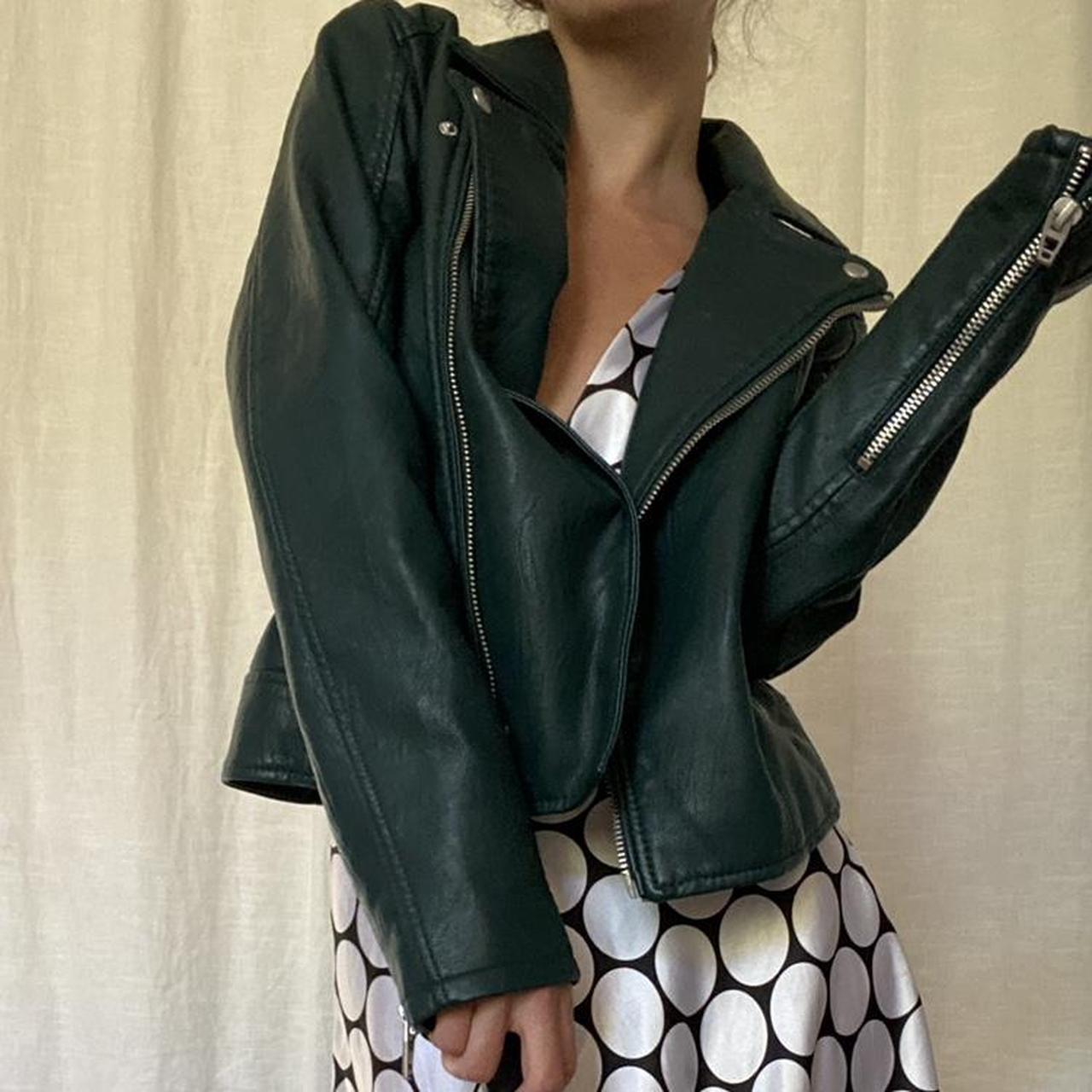 Zara Women's Green Jacket | Depop