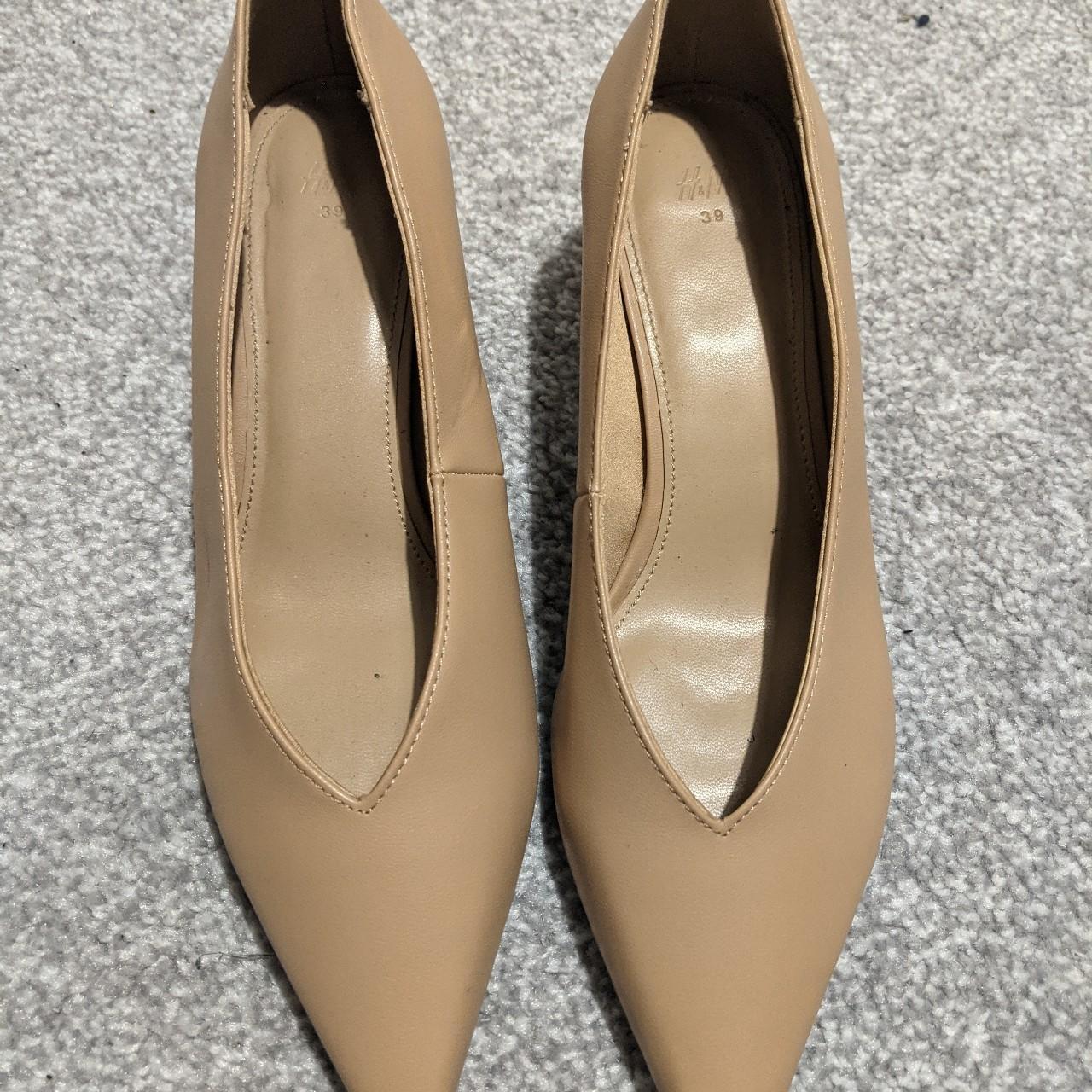 Light tan court shoes kitten heel Worn once No... - Depop