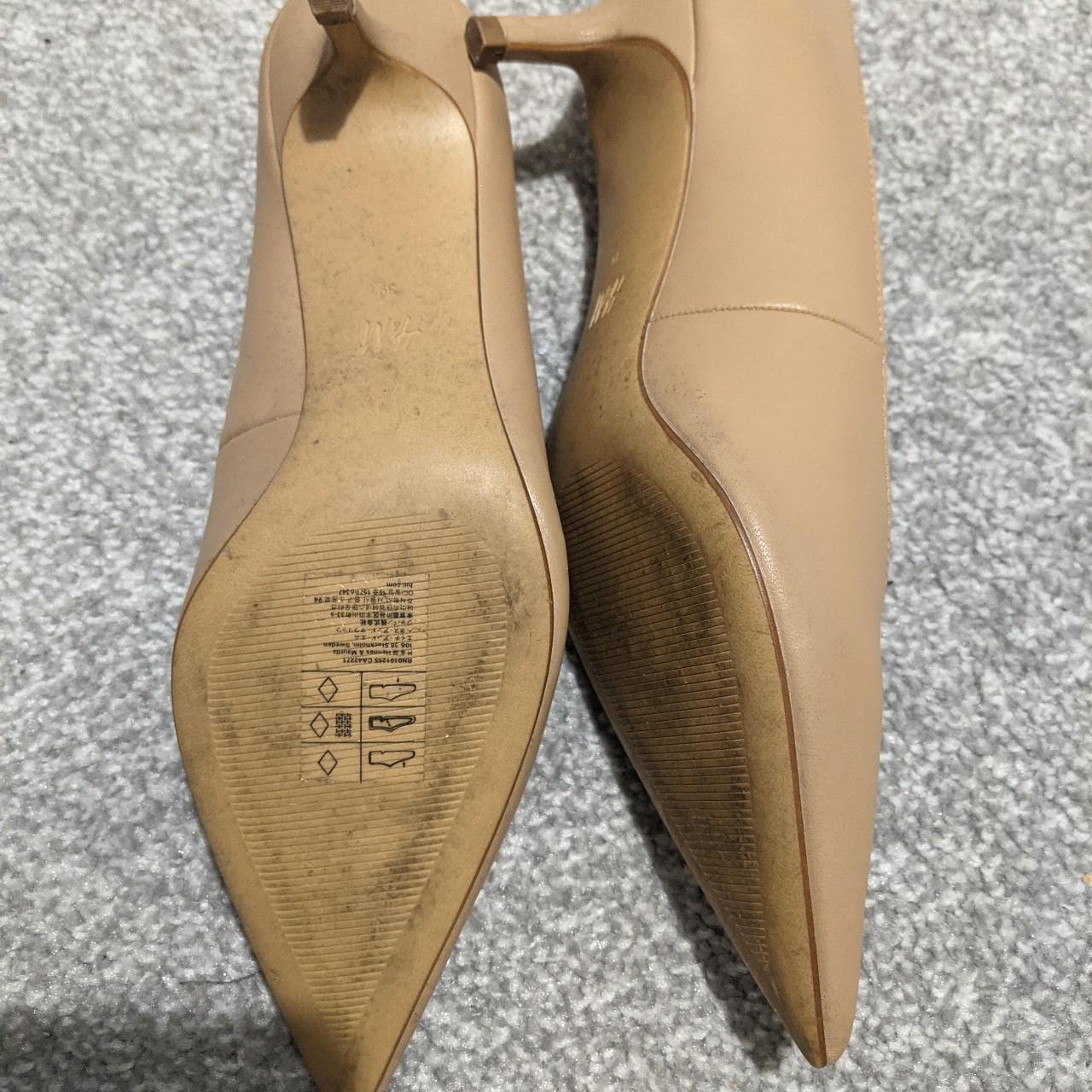 Light tan court shoes kitten heel Worn once No... - Depop