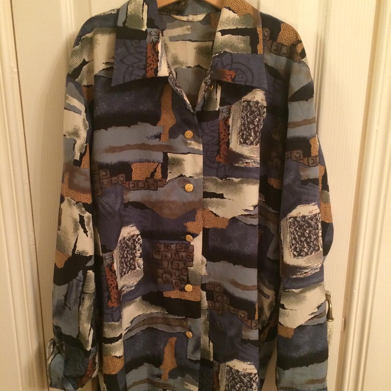 *Reduced Price* Vintage printed shirt, perfect for... - Depop