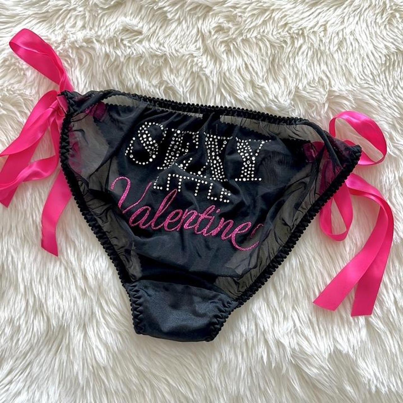 NWT Victoria's Secret Pink Valentine's Cotton Thong Panty Black with Red  Heart L