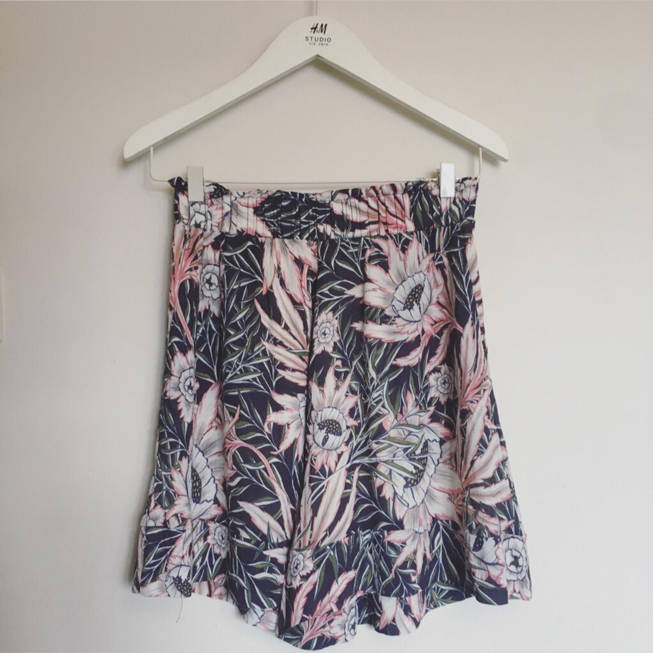 H&m floral skirt clearance 2018