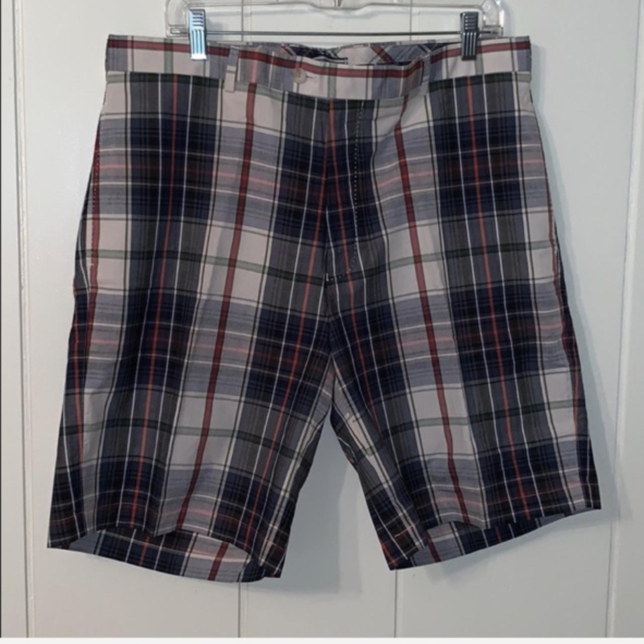 Men's Black and Red Shorts | Depop