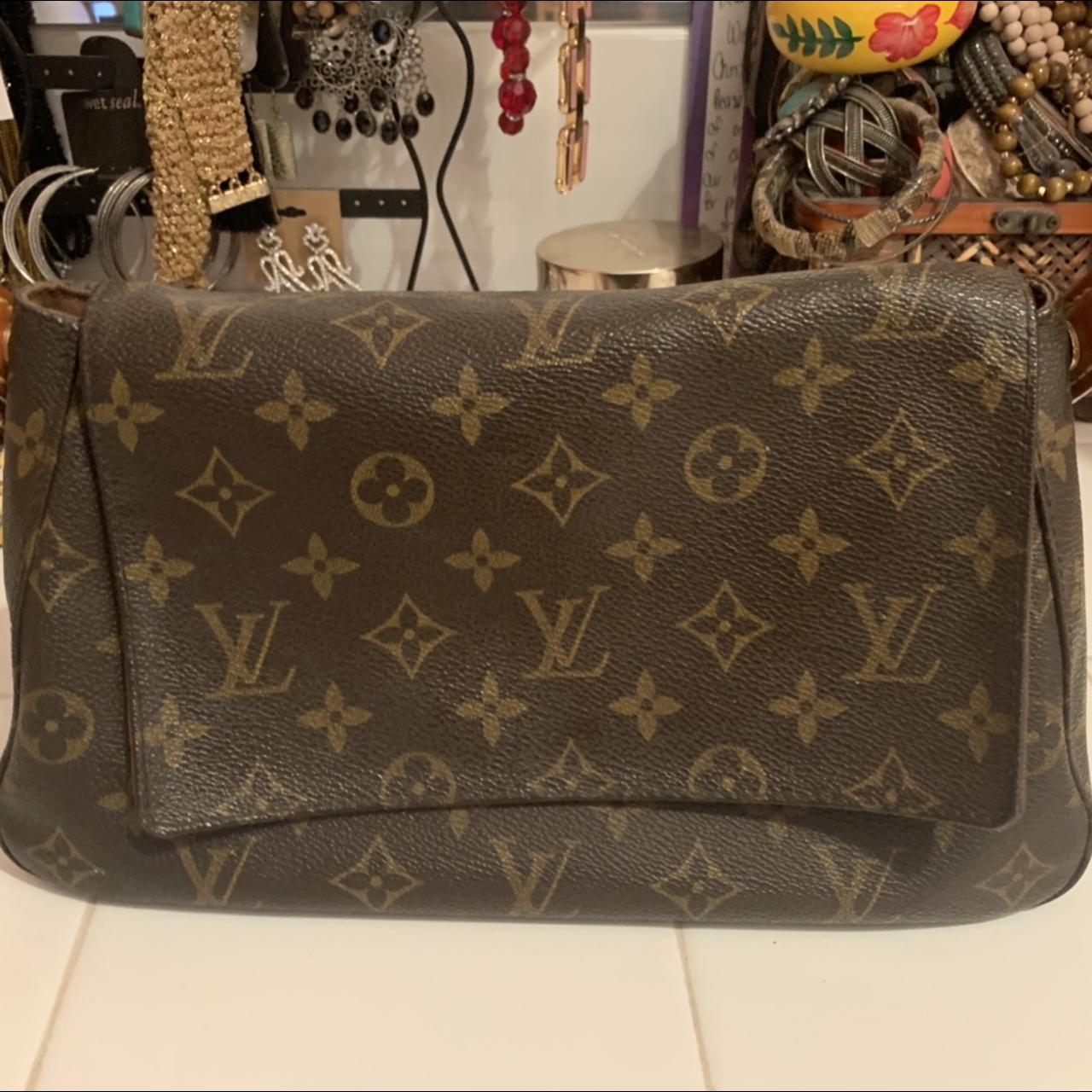 Louis Vuitton Authentic Handbag Used