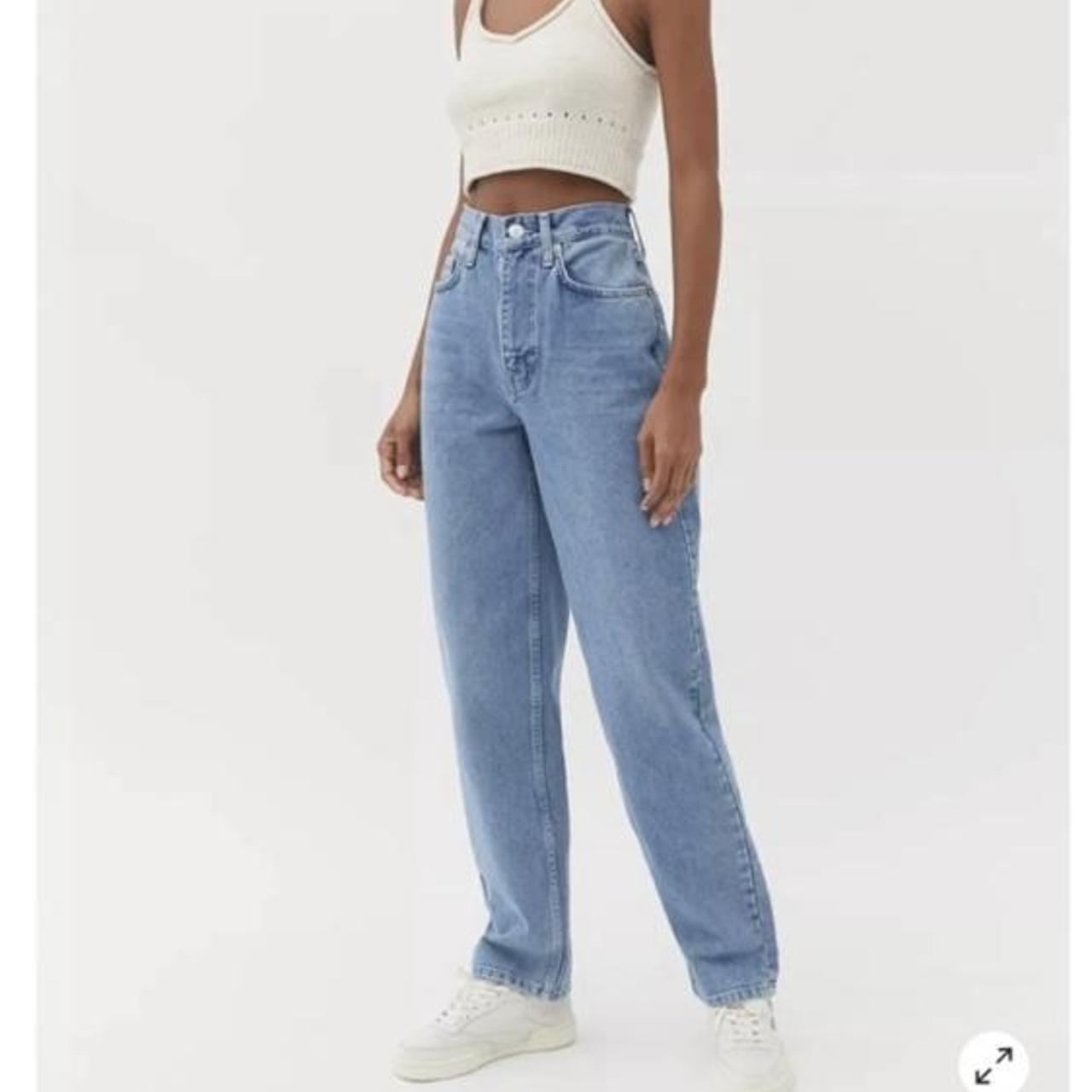 The 90s Straight High Waist Jeans