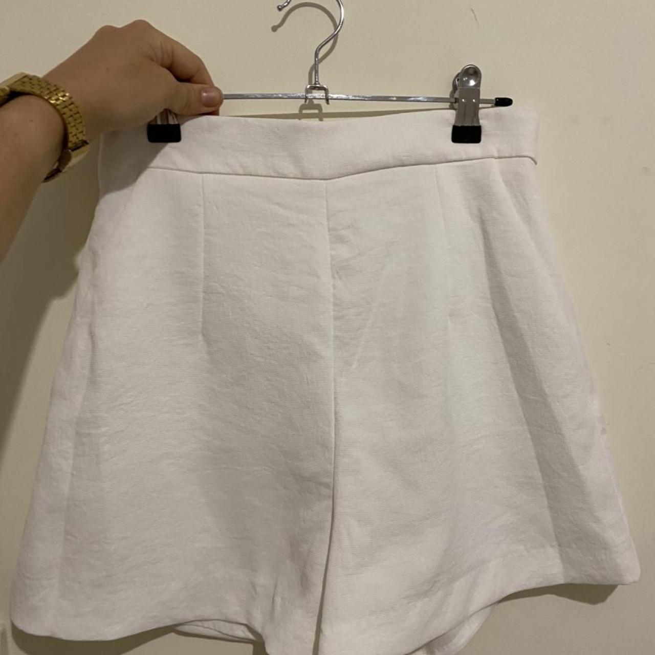 DO NoT BUY Kookai Oyster shorts in White, size 36.... - Depop