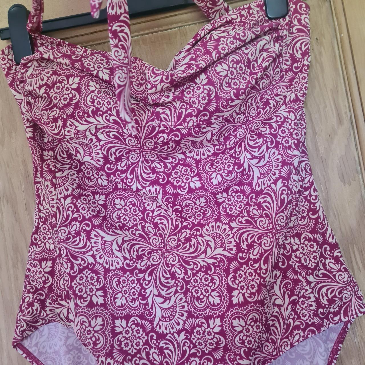 Sainsbury's TU Women's Cream and White Swimsuitonepiece Depop