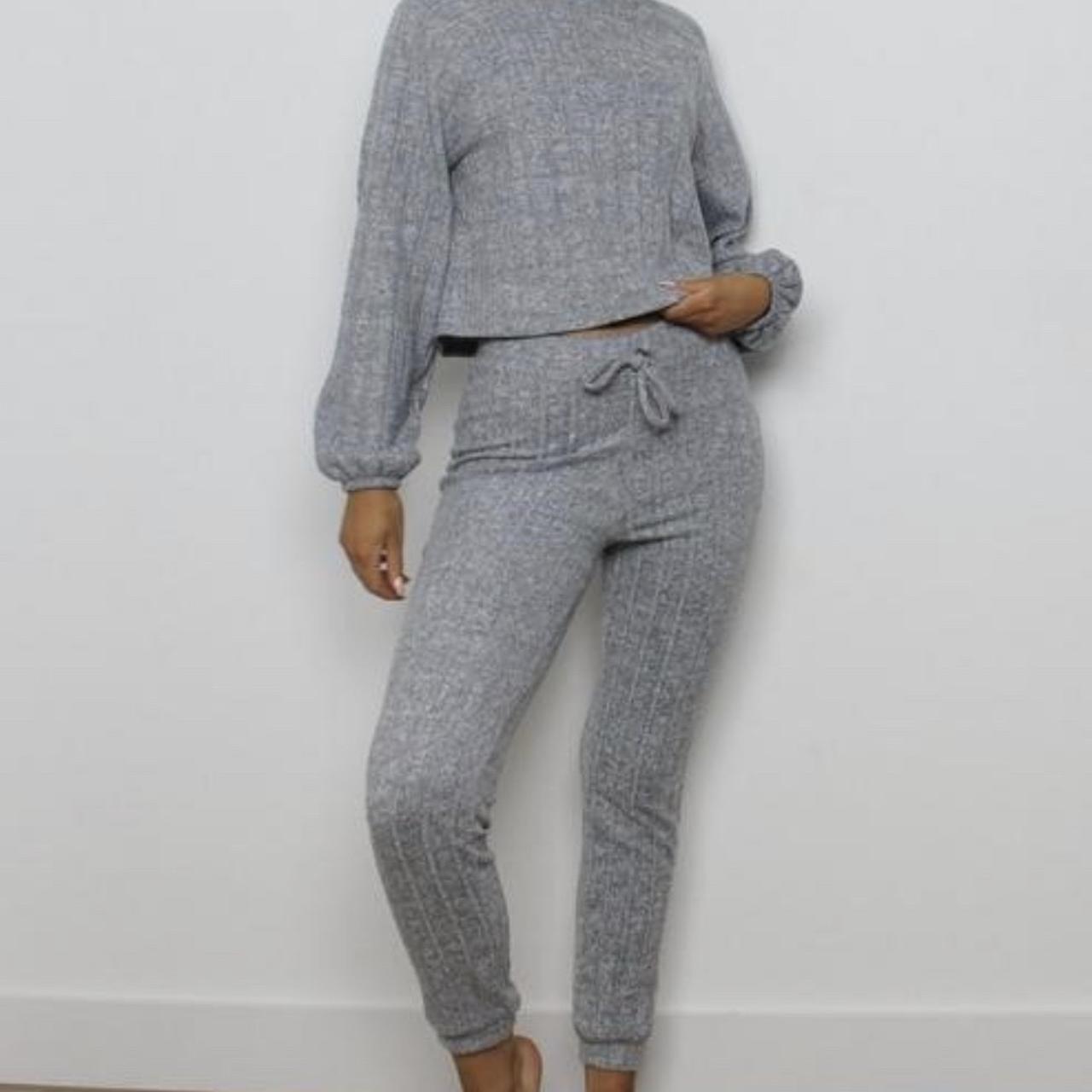 grey lounge set perfect condition bought for £28... - Depop