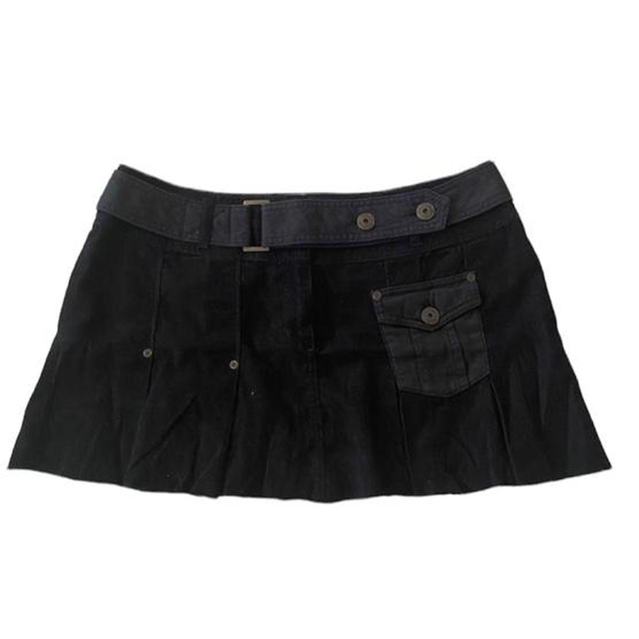 Extremely cool low waisted black pleated mini skirt... - Depop