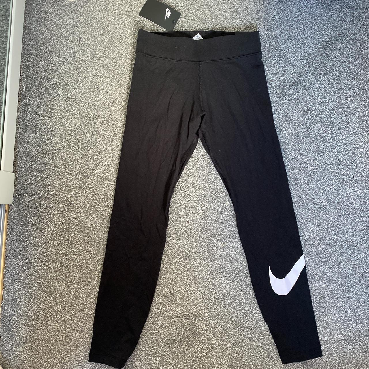 swoosh leggings nike