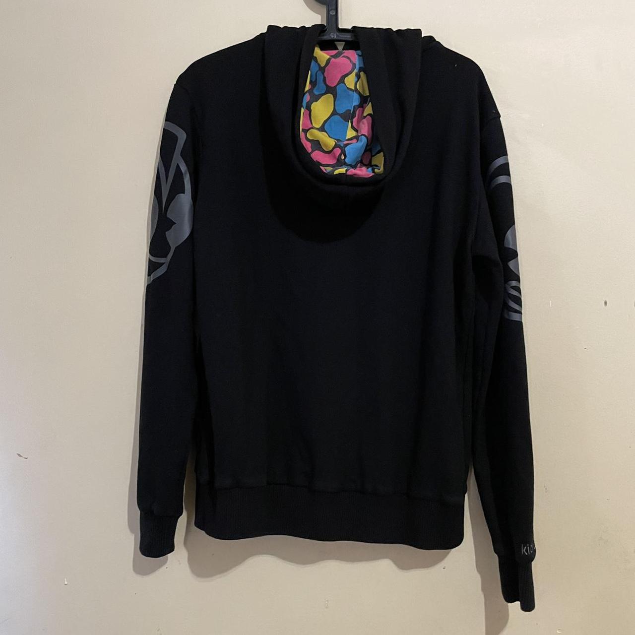 🤖KidRobot Hoodie 🤖Dm for any questions or concerns... Depop