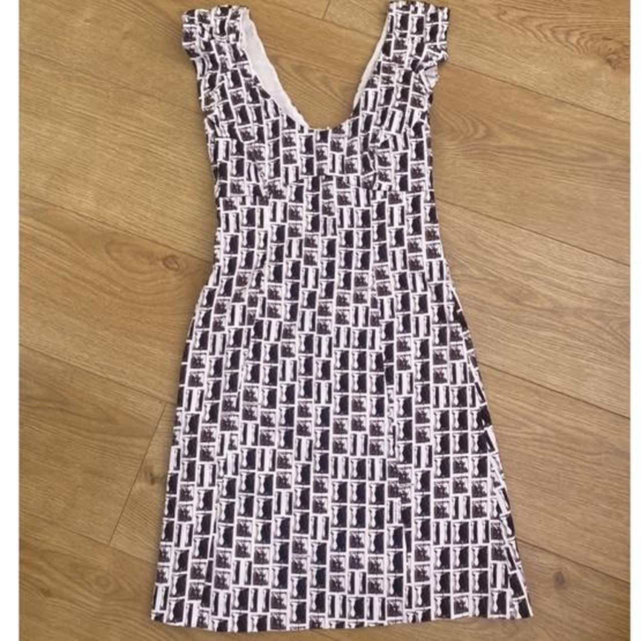 Karen Millen fitted dress, size 8, worn a handful of... Depop