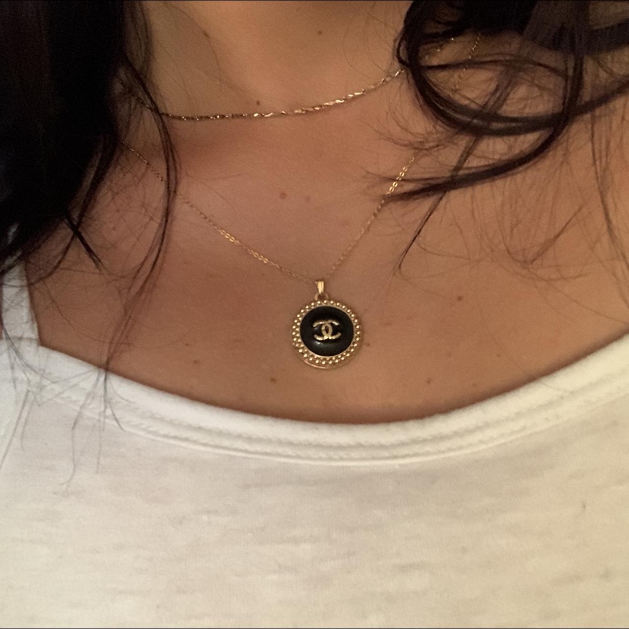 Quilted Chanel Vintage Button Necklace — Blue Blood Metal | Vintage Rings &  Necklaces