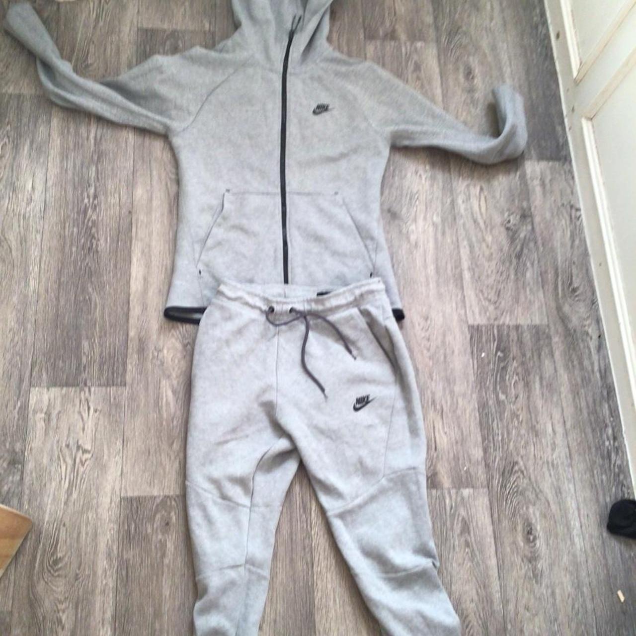 mens old nike tech fleece