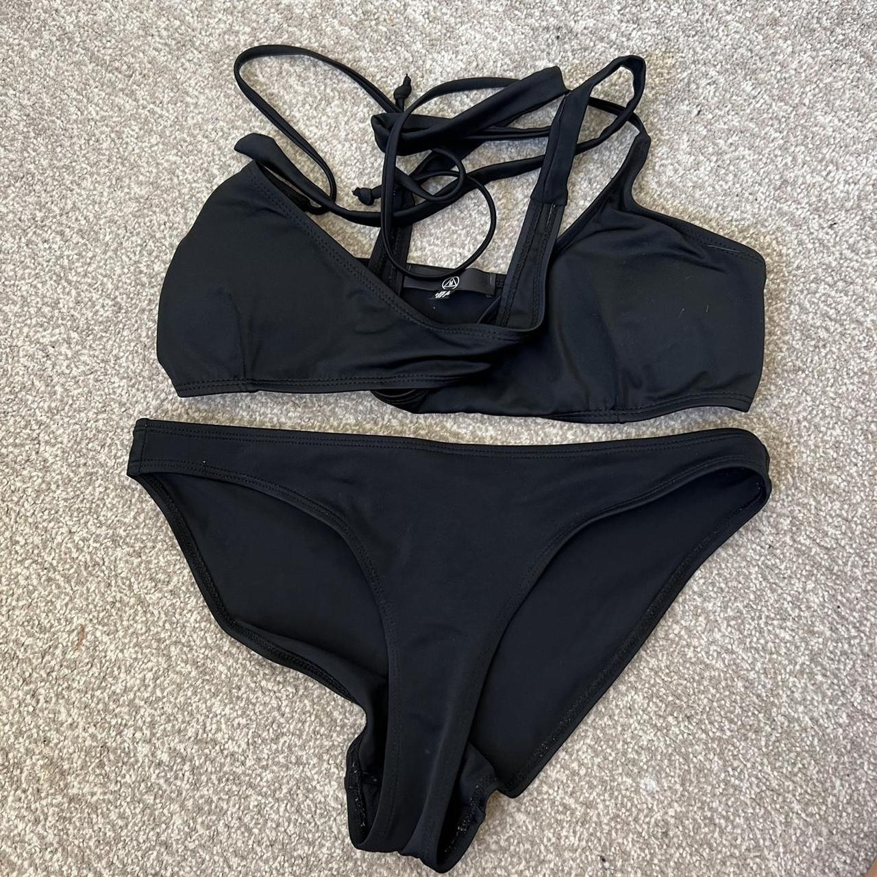 Missguided Women's Black Bikinis-and-tankini-sets | Depop