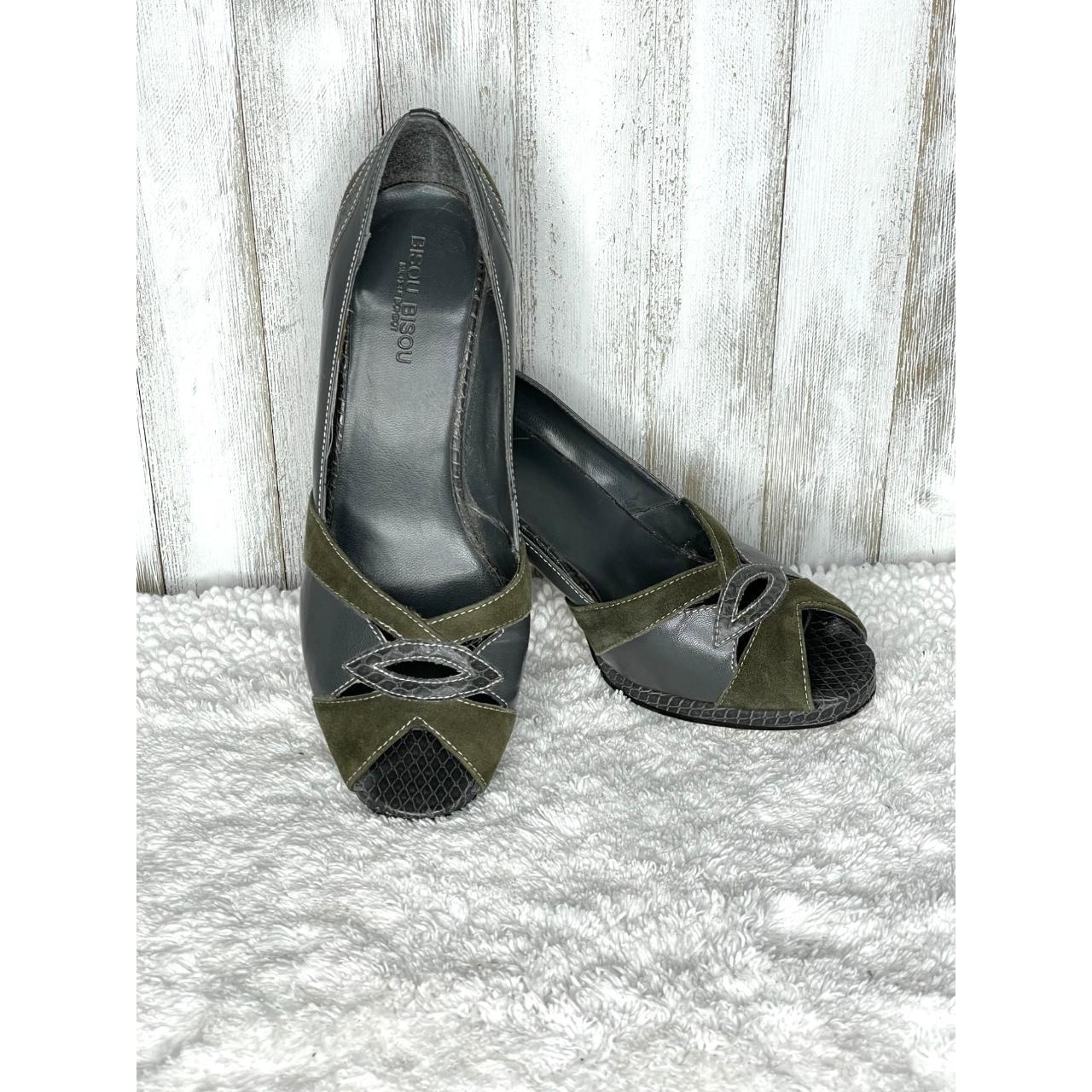 Bisou Bisou Michele Bohbot Gray Green Suede Peep