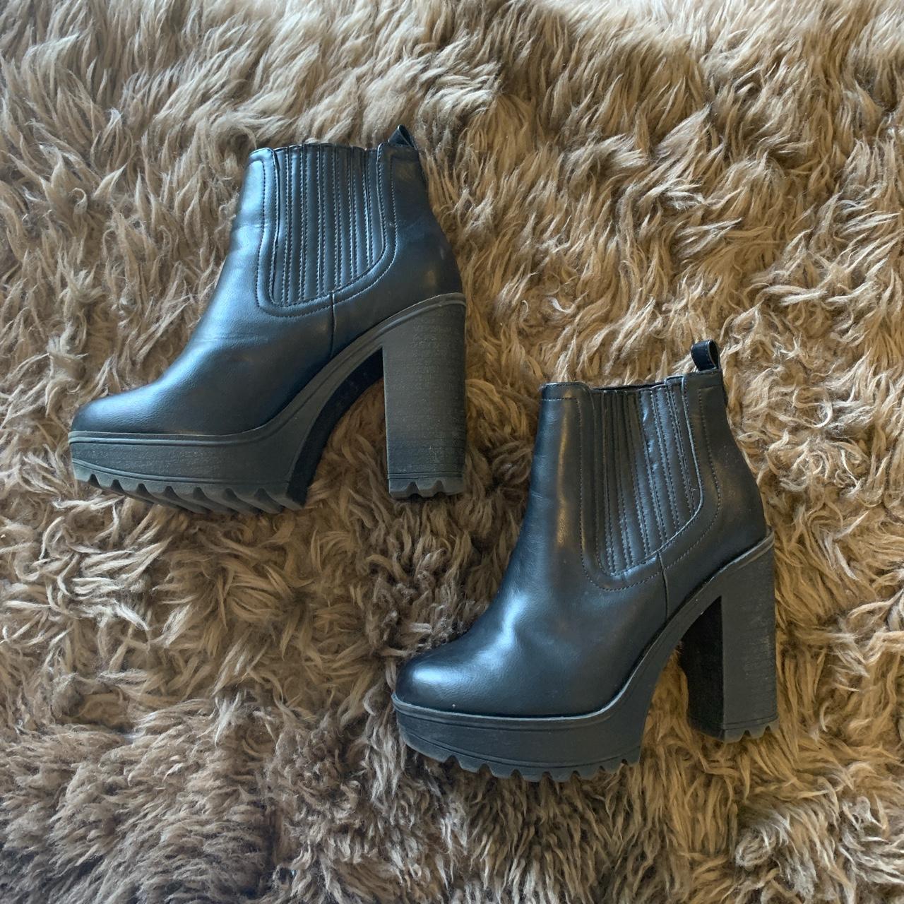 New look chunky track sole heeled boots size 4 super... - Depop