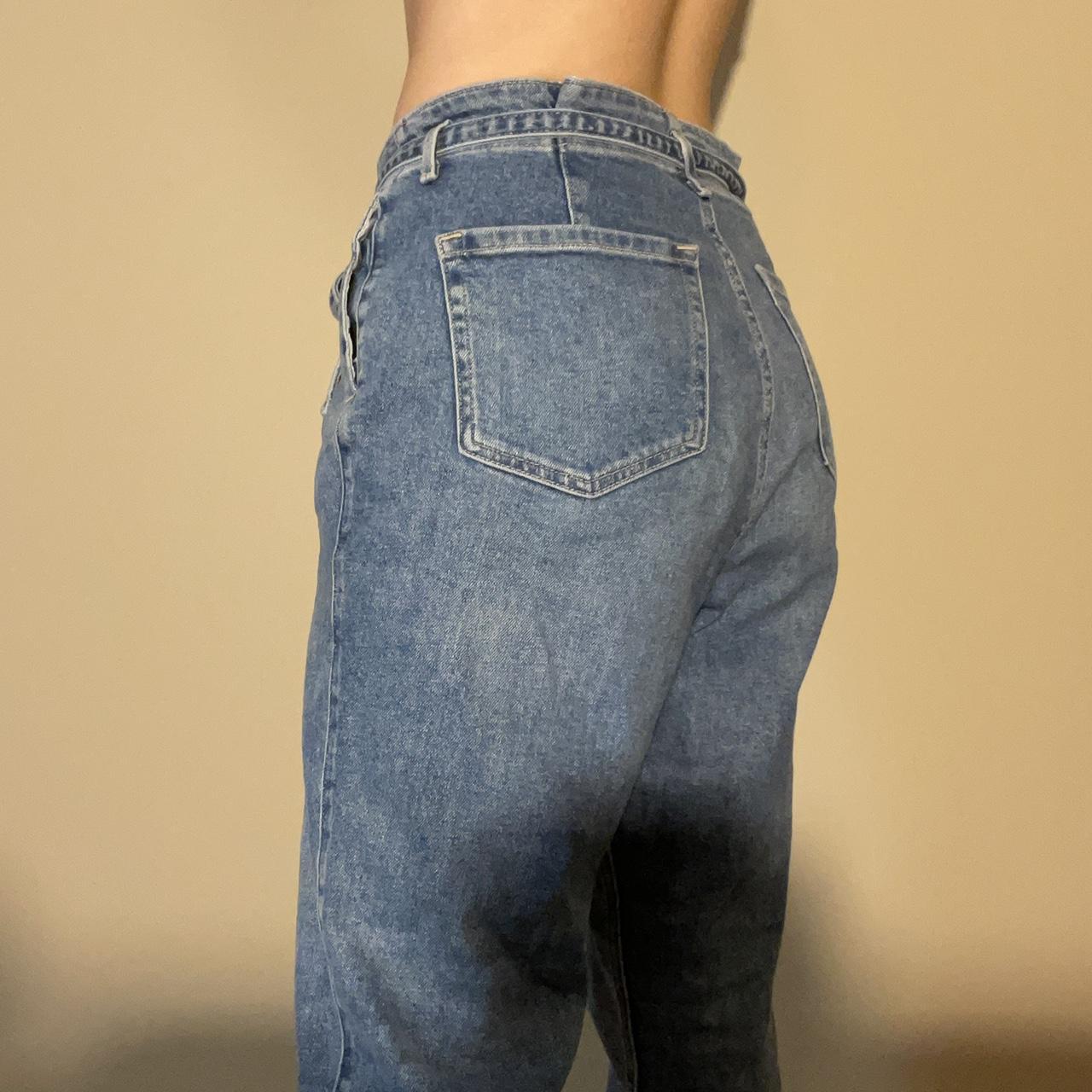 Hollister mom jeans with adjustable built-in denim - Depop
