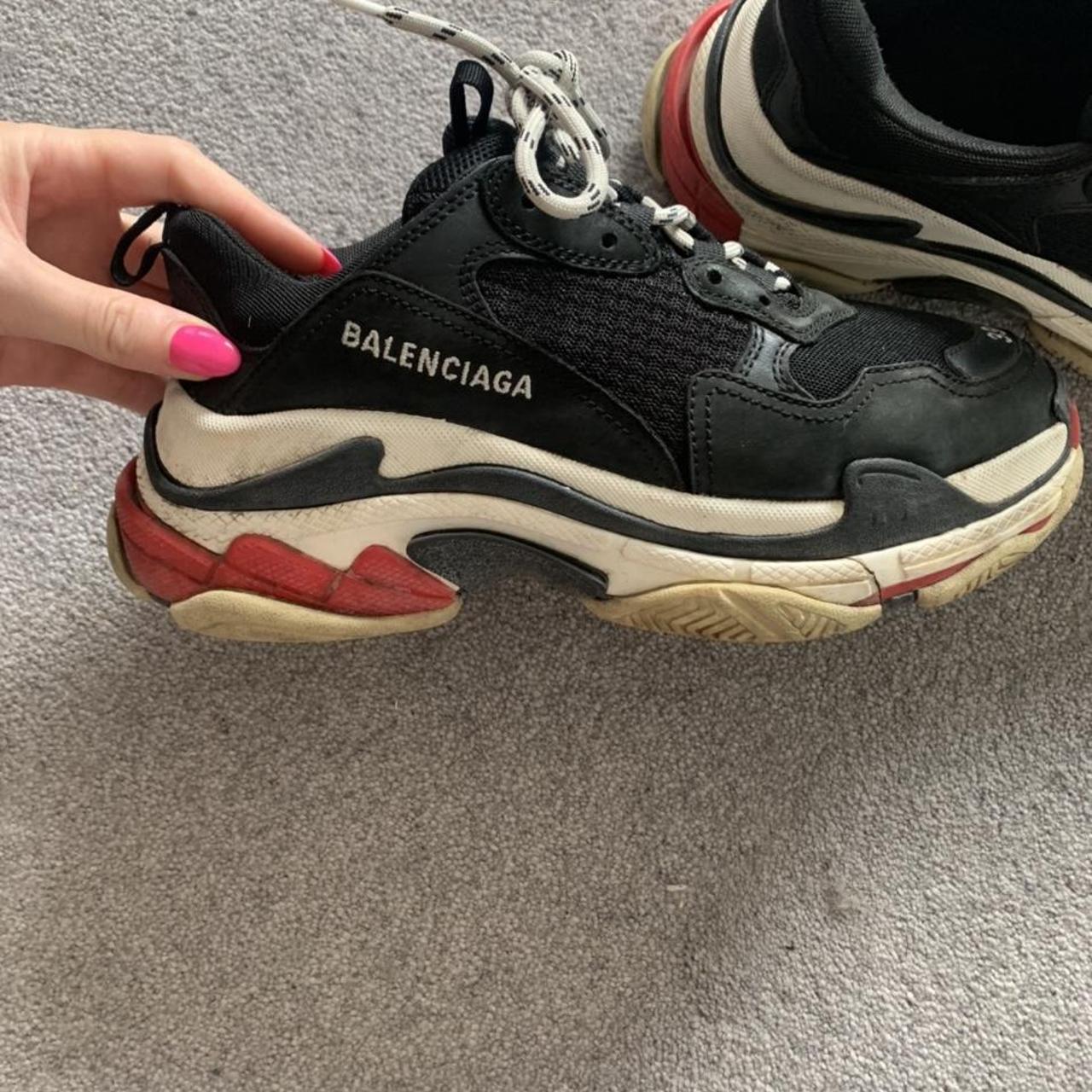 Balenciaga triple s on sale black and red