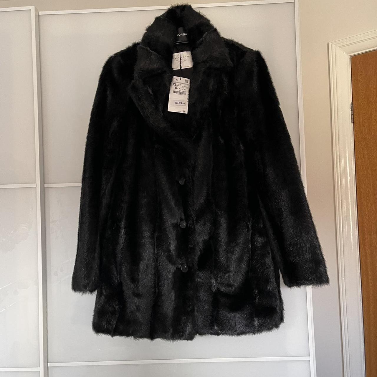 Women Zara fur coat - Depop