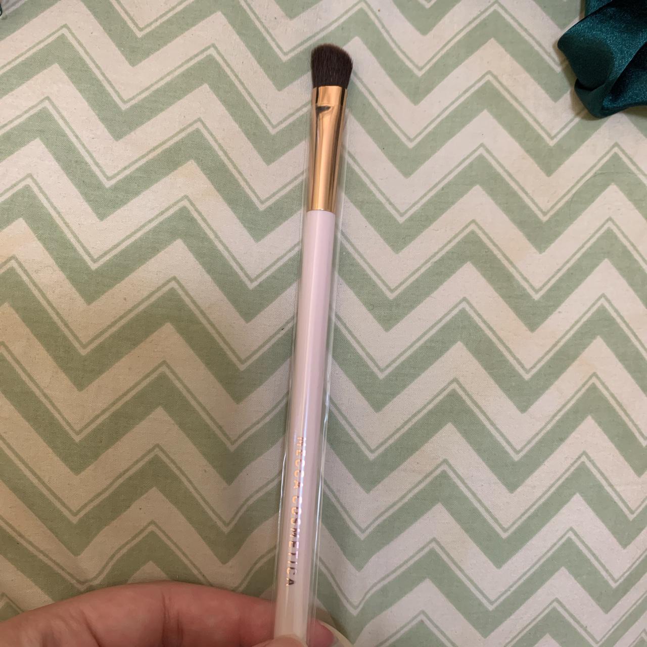 Limited edition Mecca slanted eye contour brush 10... Depop
