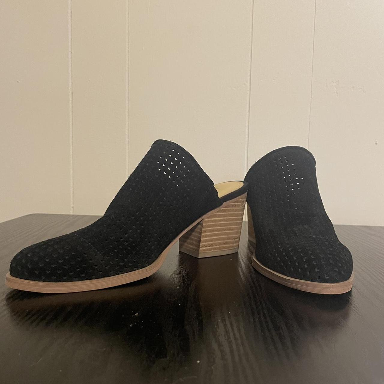 Marc fisher black store mules