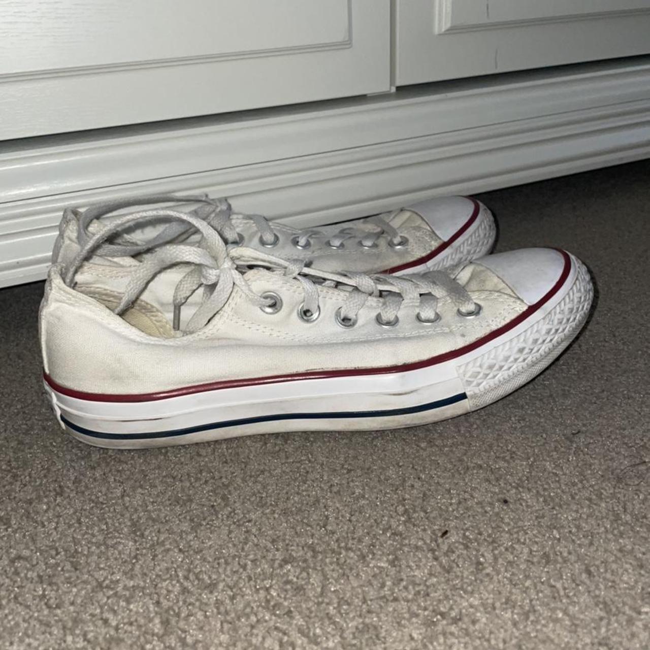 Classic low top converse size US 8 - Depop