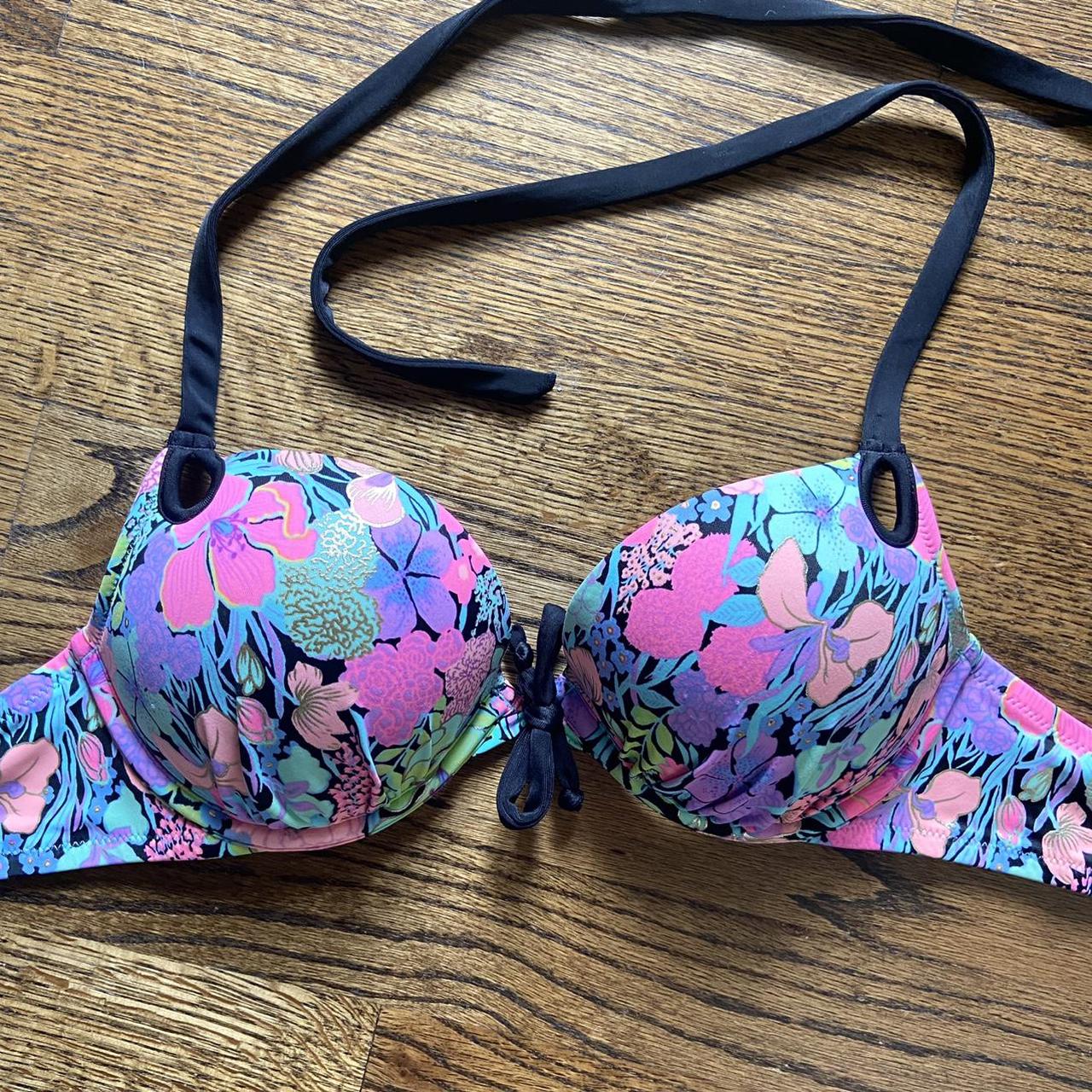 Ultra padded Victoria’s Secret bombshell floral... - Depop