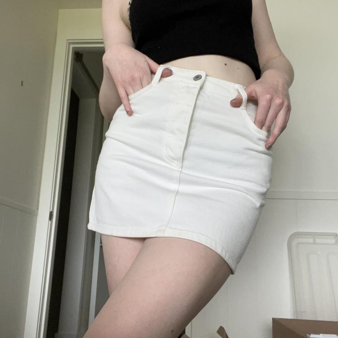 Brandy Melville Women's White Skirt Depop