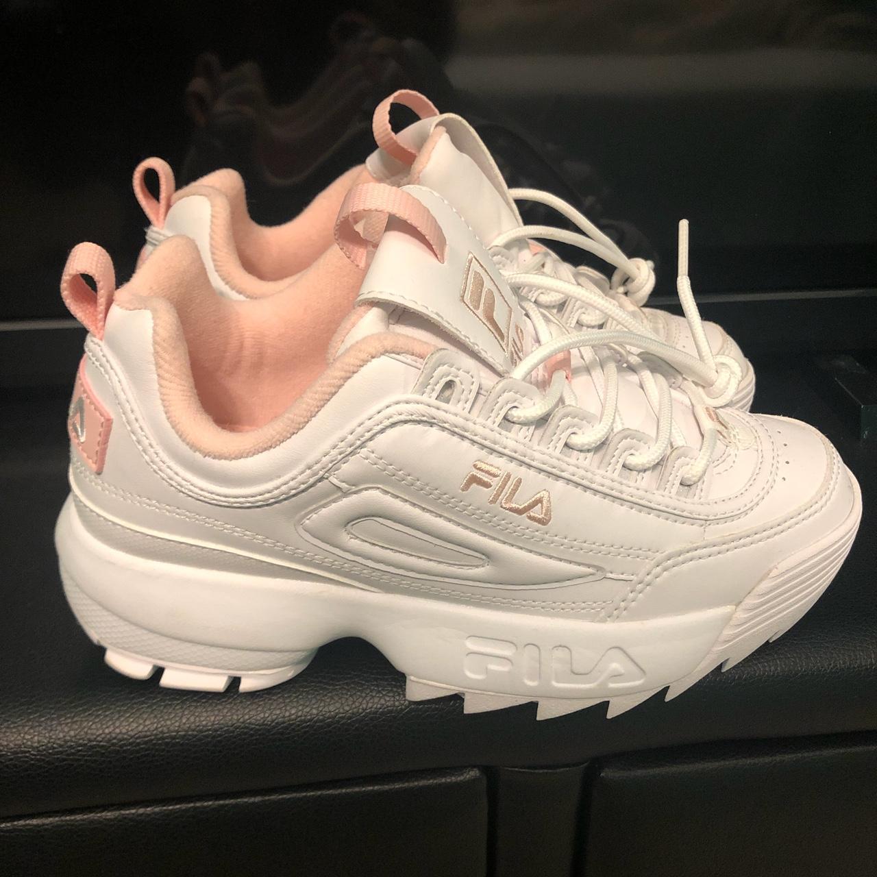 Fila pale pink best sale