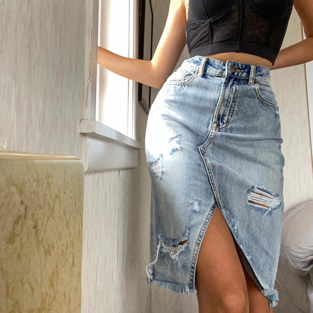 Decjuba long denim skirt A bit big on... Depop