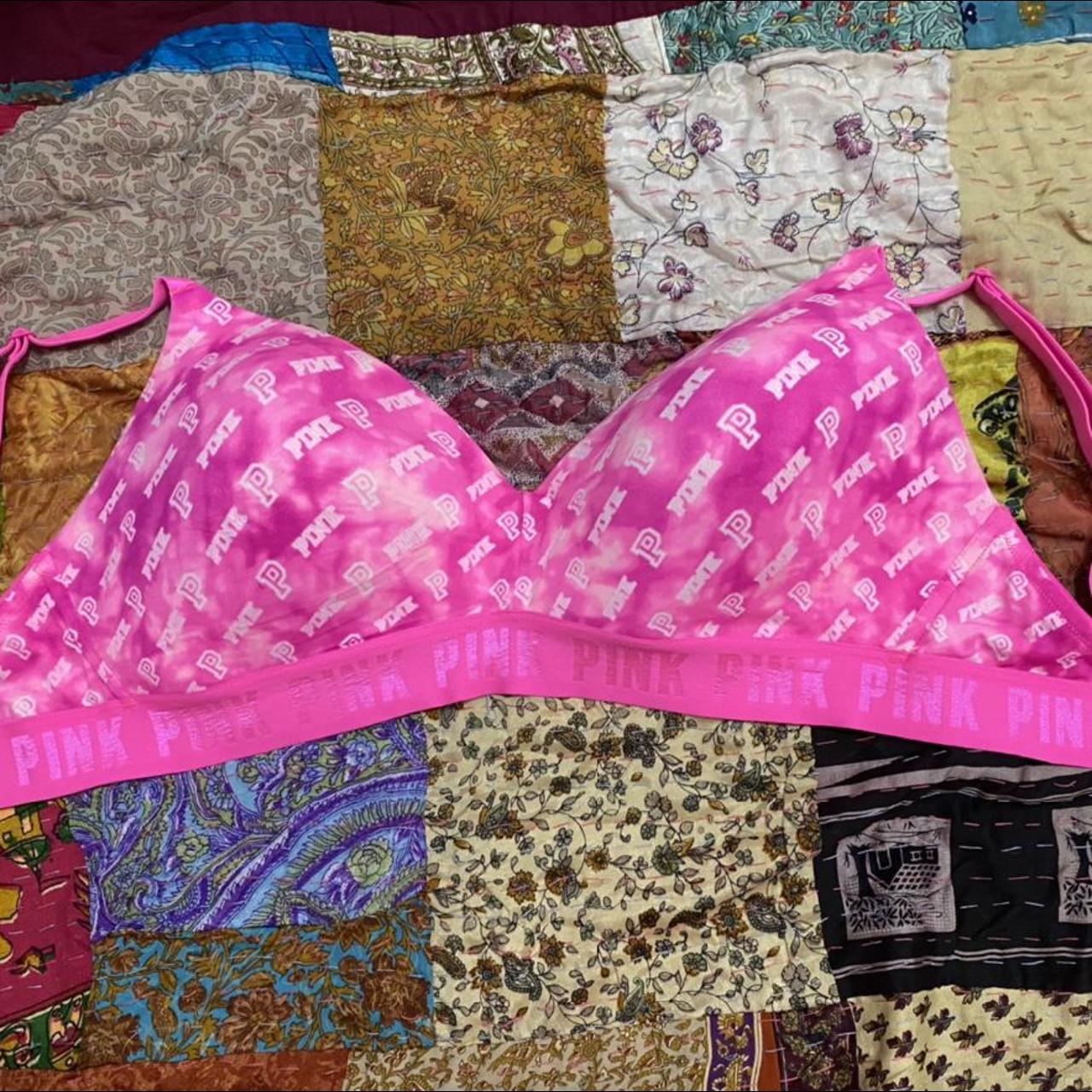 Victorias Secret 34DDD bra. This is a hot pink color - Depop