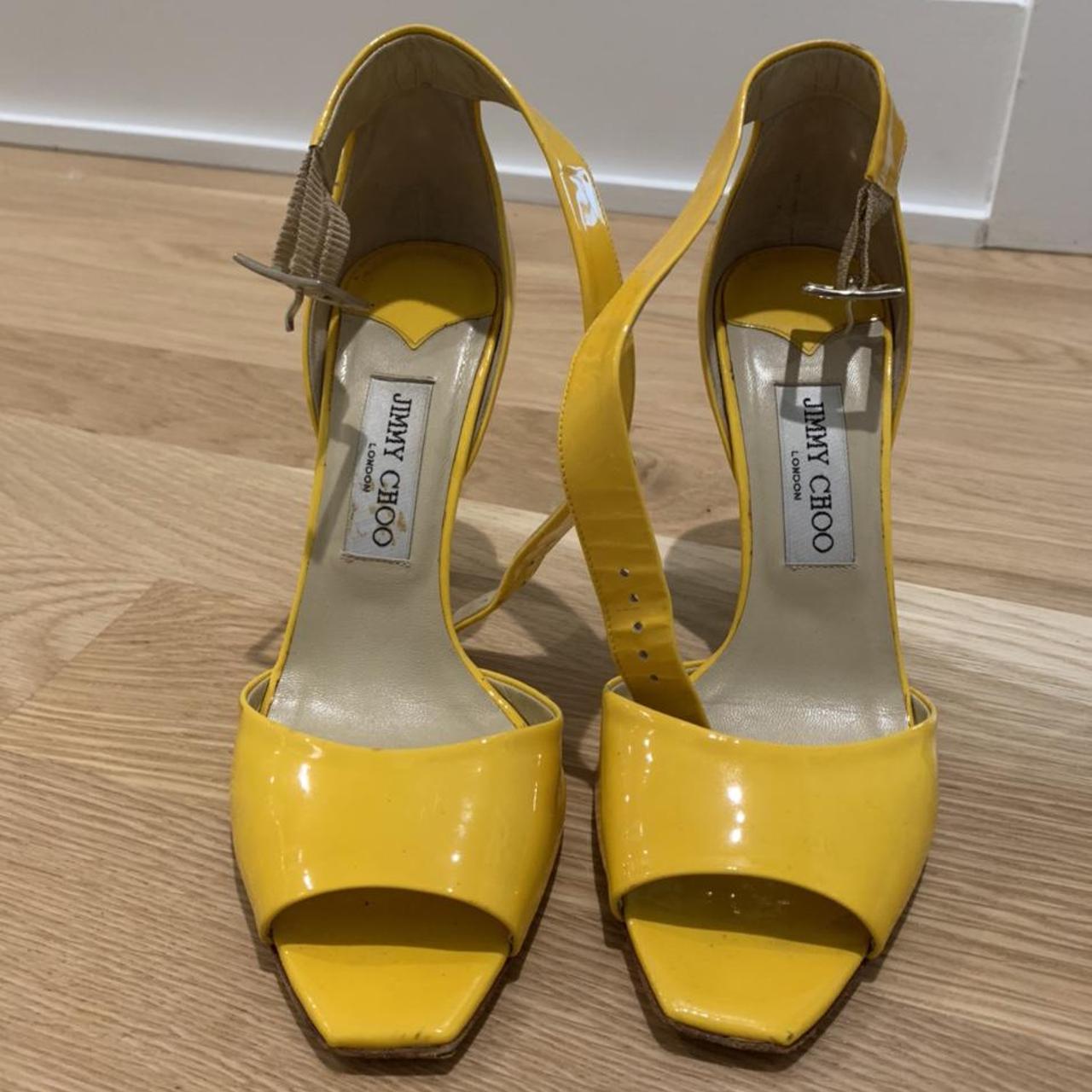 designer yellow pumps