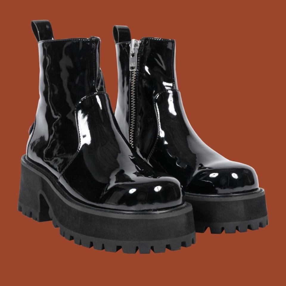 Dada 2025 boots unif