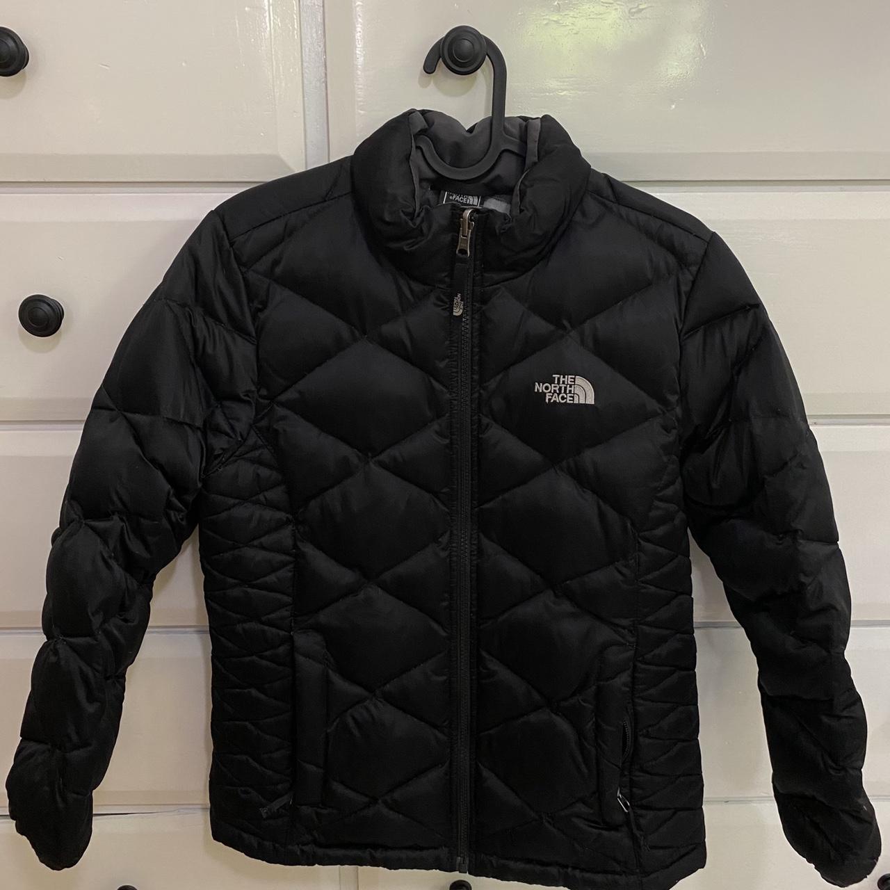 The North Face 550 puffer jacket! Size girls large... - Depop