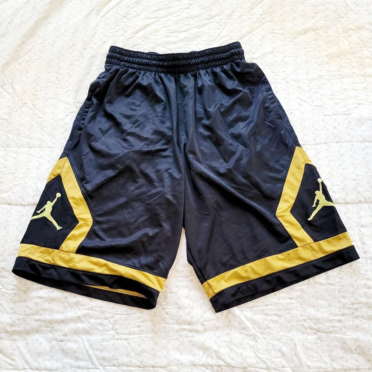 black and gold jordan basketball shorts