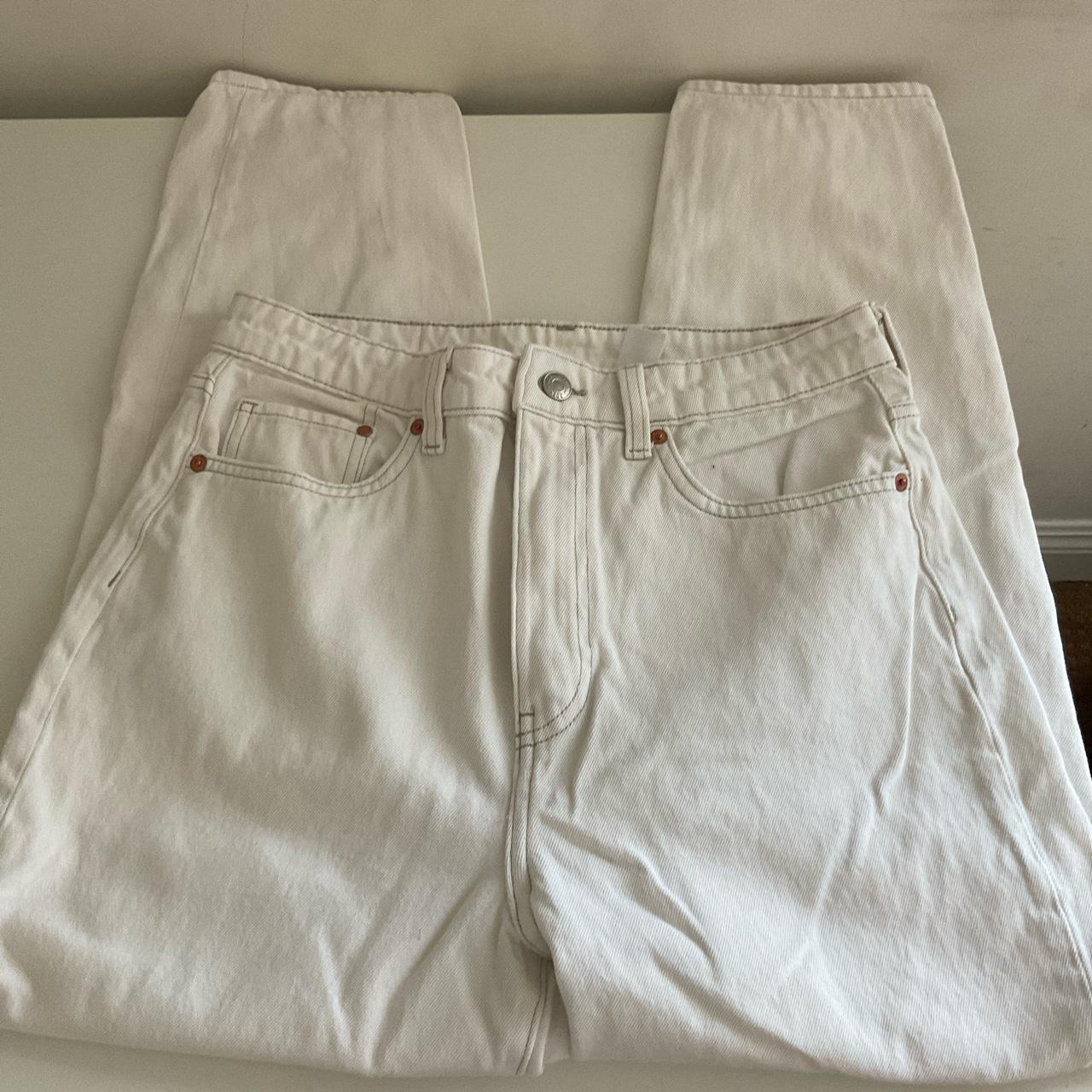 Beige/white loose fitted mom jeans from h&m - Depop