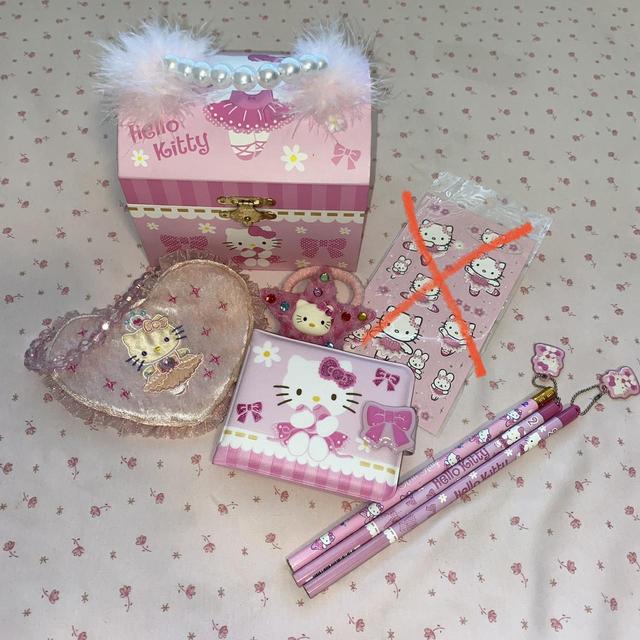 Vintage 1990s Hello Kitty colored pencil set by - Depop