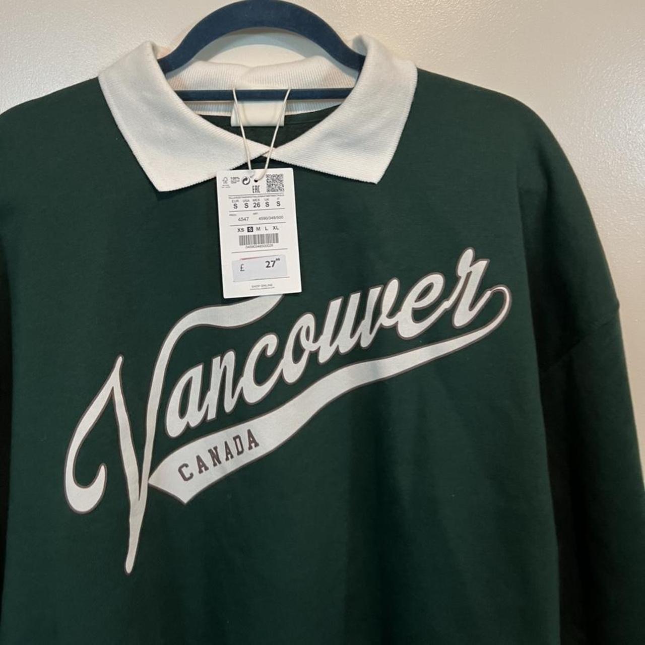 authentic green pull & bear streetwear NFL pullover, Women's Fashion,  Coats, Jackets and Outerwear on Carousell