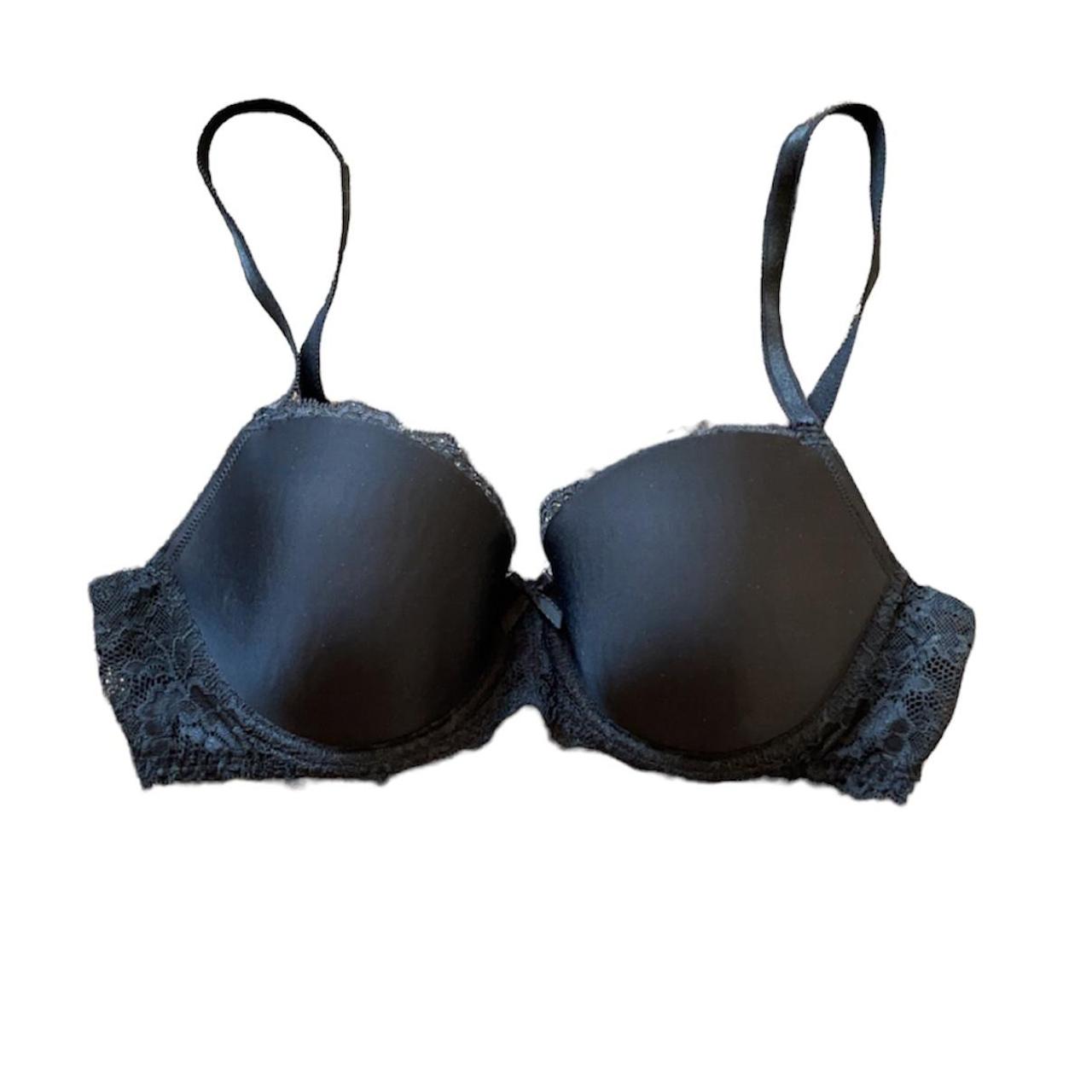victoria’s secret black lace bra 🤍🕊 • in perfect... - Depop